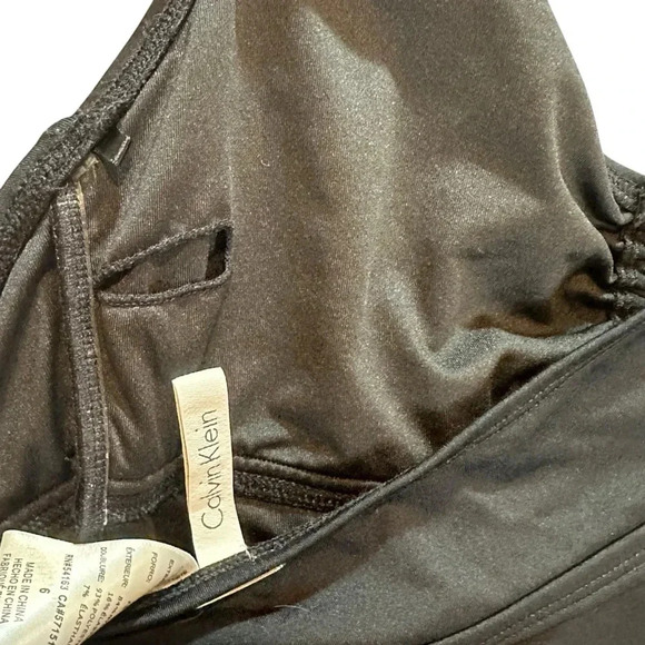 Calvin Klein Swimsuit Black One Piece Slimming Ruching Design Women’s Size 6 - Picture 6 of 9